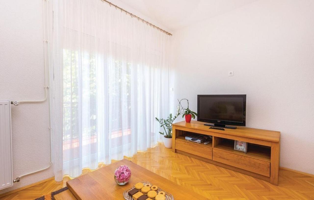 Big White apartment Novi Vinodolski Buitenkant foto